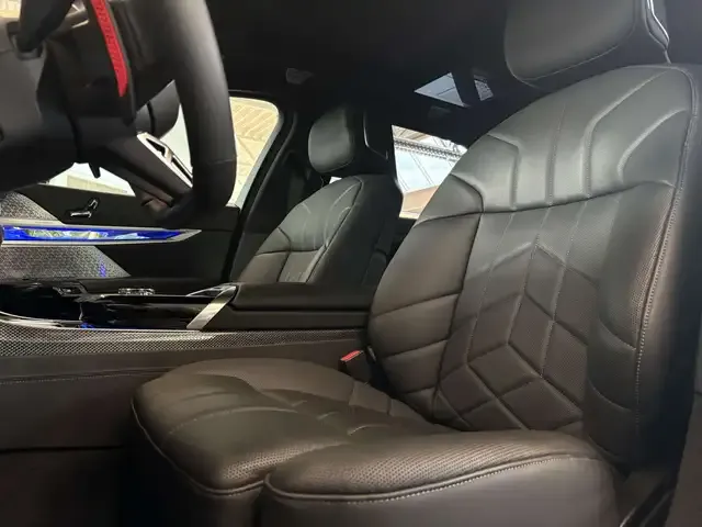 BMW 760