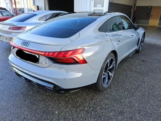 Audi e-tron GT