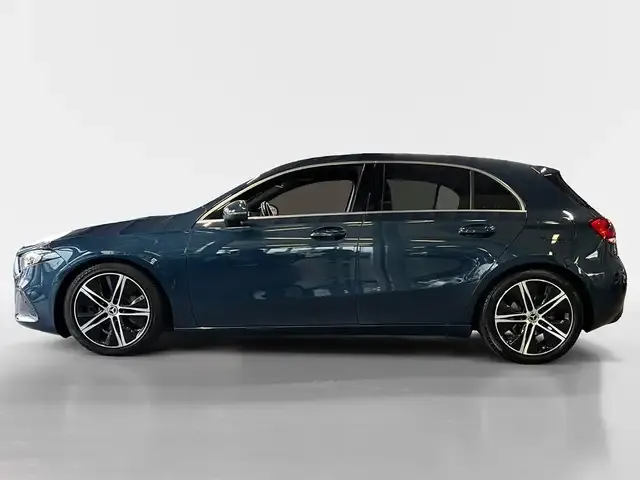 Mercedes-Benz A 220