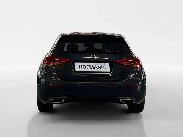 Mercedes-Benz A 220