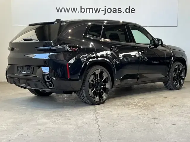 BMW XM
