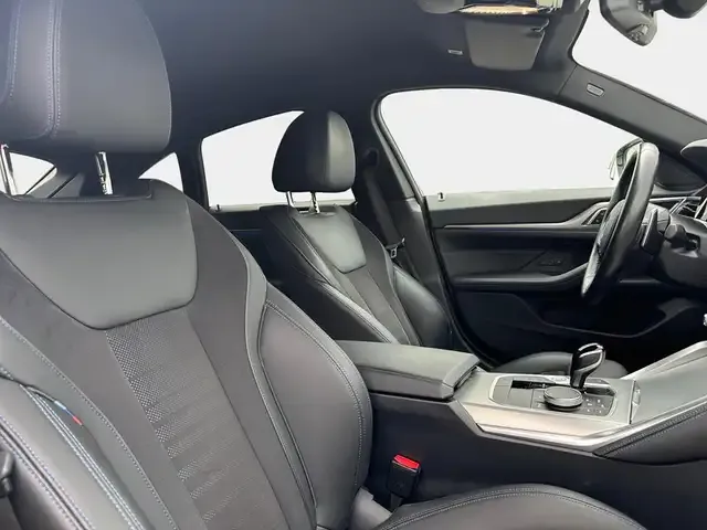 BMW 440