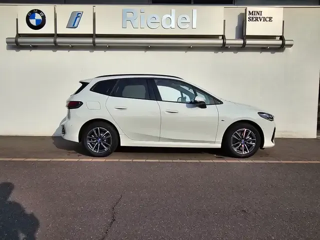 BMW 214