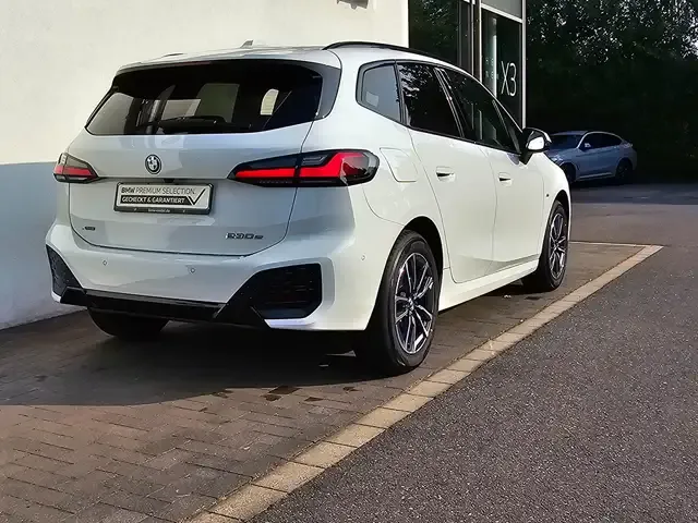 BMW 214