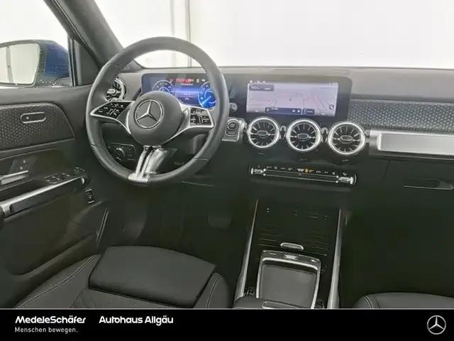 Mercedes-Benz EQB 300