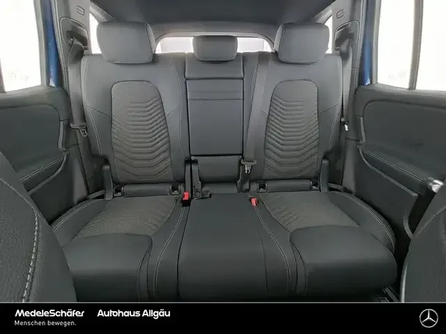 Mercedes-Benz EQB 300