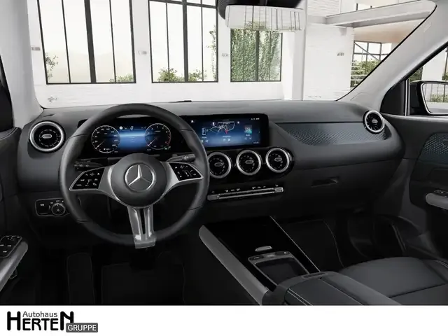 Mercedes-Benz GLA 180