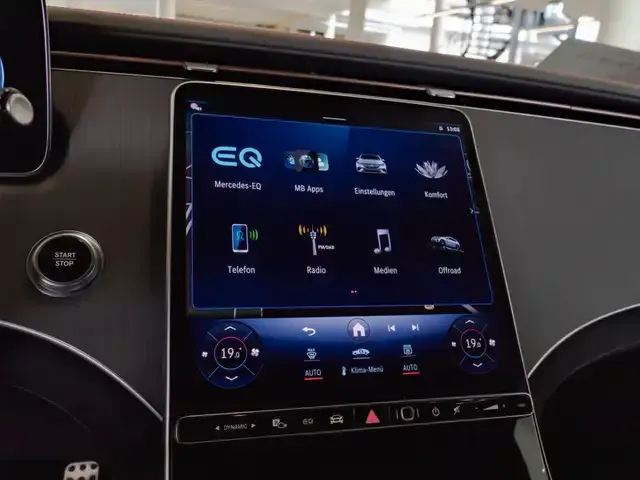 Mercedes-Benz EQE SUV