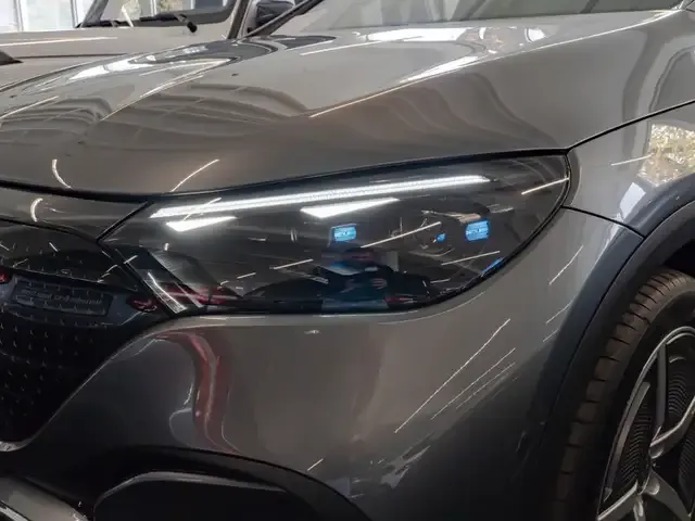 Mercedes-Benz EQE SUV