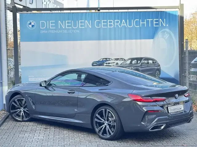 BMW 840
