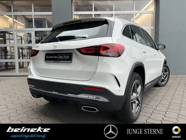 Mercedes-Benz GLA 250