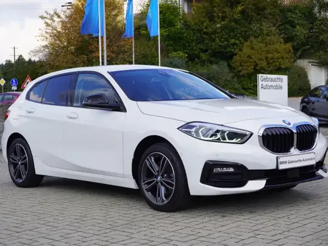 BMW 118