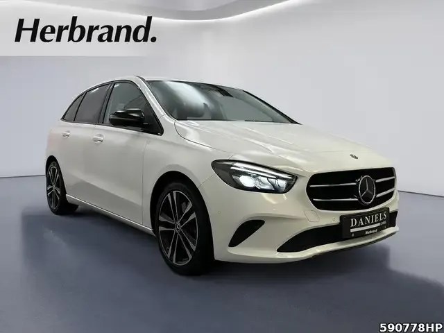 Mercedes-Benz B 250