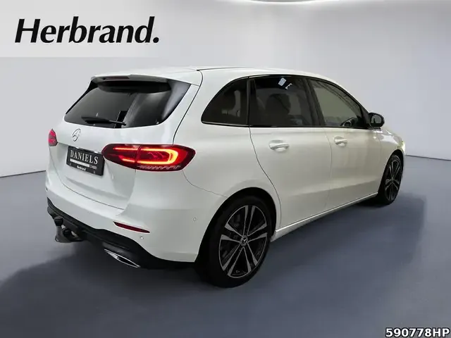 Mercedes-Benz B 250