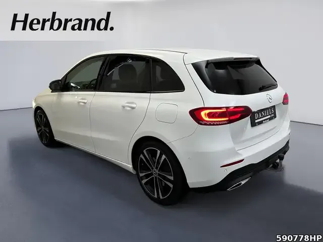 Mercedes-Benz B 250