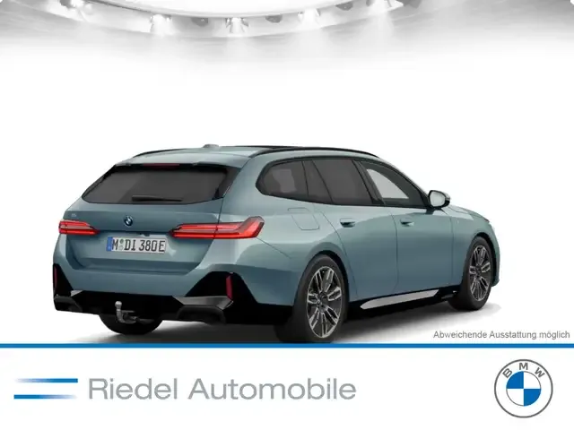 BMW i5