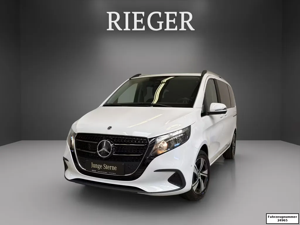 Mercedes-Benz V 220