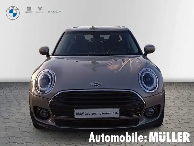 MINI Cooper Clubman