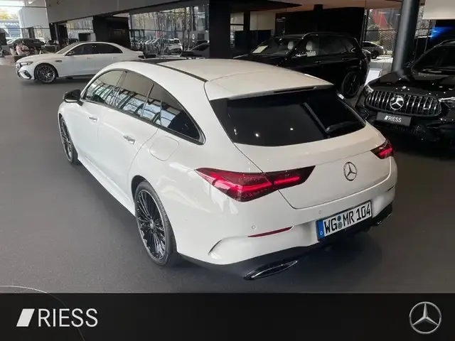 Mercedes-Benz CLA 180