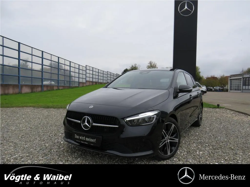 Mercedes-Benz B 200