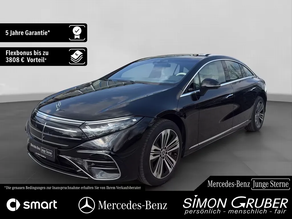 Mercedes-Benz EQS