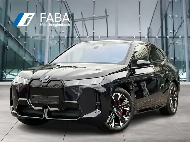BMW iX