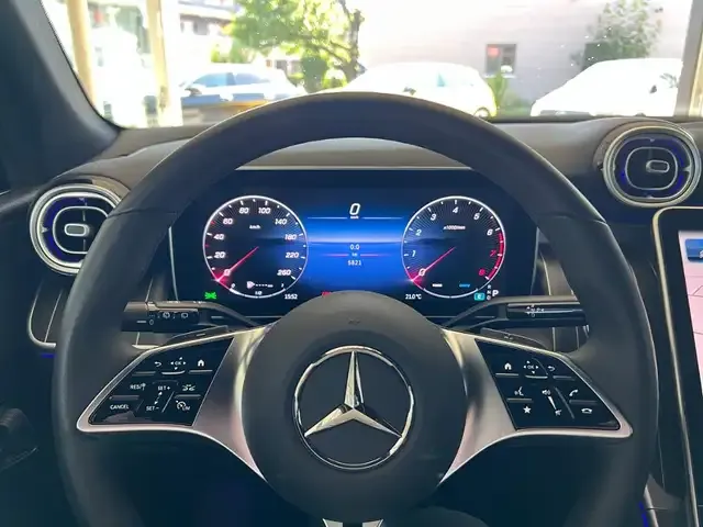 Mercedes-Benz GLC 200