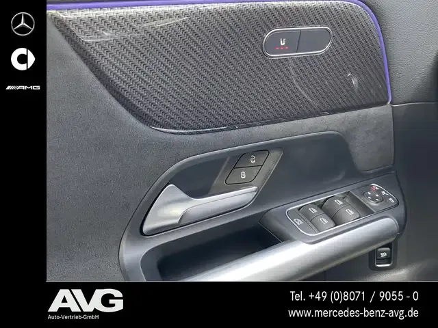 Mercedes-Benz GLA 220