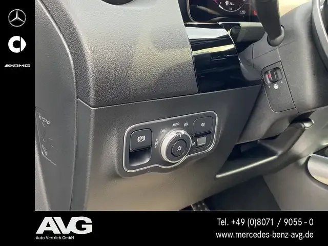 Mercedes-Benz GLA 220