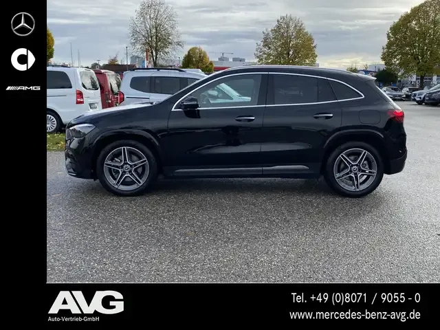 Mercedes-Benz GLA 220