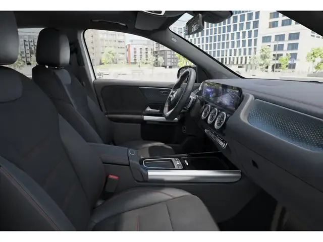 Mercedes-Benz EQA 300