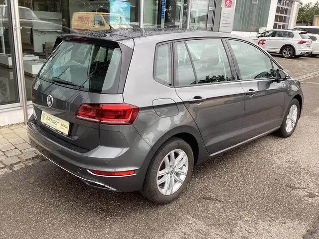 Volkswagen Golf Sportsvan