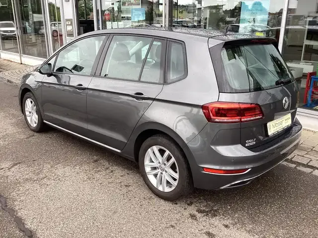 Volkswagen Golf Sportsvan