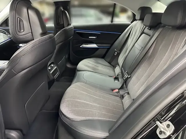 Mercedes-Benz E 200