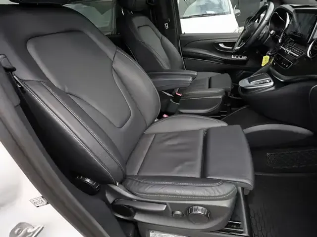 Mercedes-Benz EQV 300