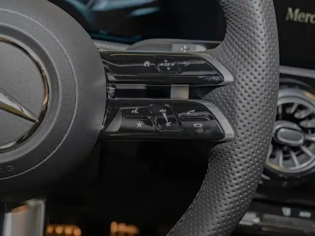 Mercedes-Benz CLA 220