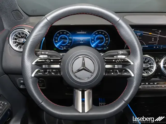 Mercedes-Benz EQB 300