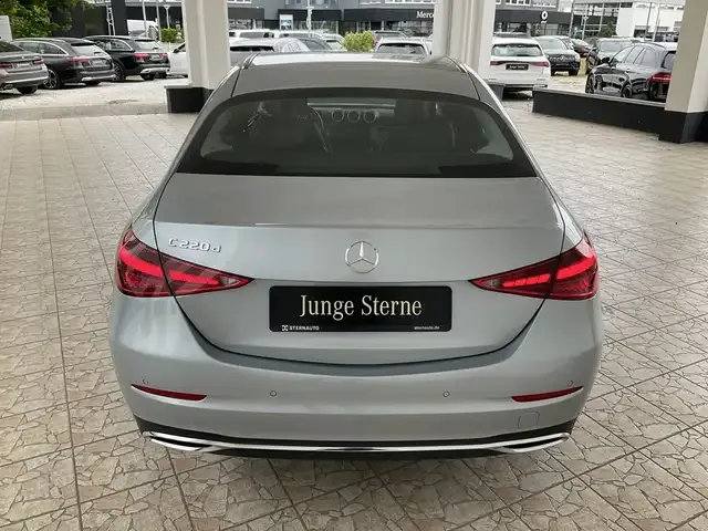 Mercedes-Benz C 220