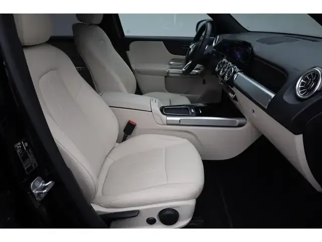 Mercedes-Benz EQB 350