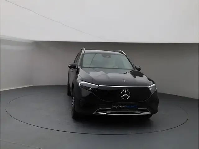 Mercedes-Benz EQB 350