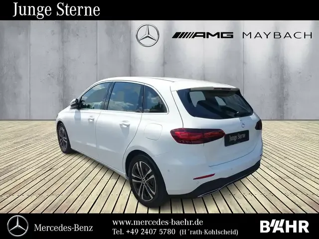 Mercedes-Benz B 200