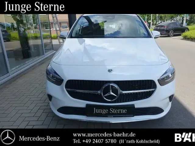 Mercedes-Benz B 200