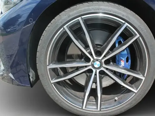 BMW 340