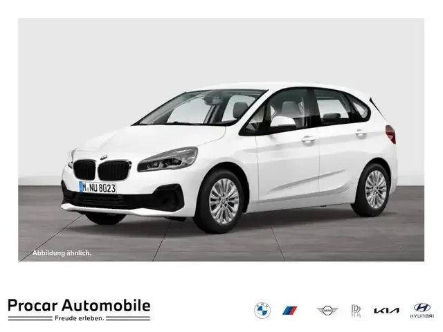 BMW 218