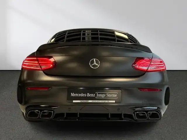 Mercedes-Benz C 63 AMG