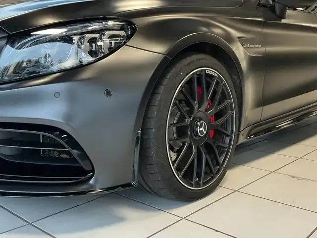 Mercedes-Benz C 63 AMG