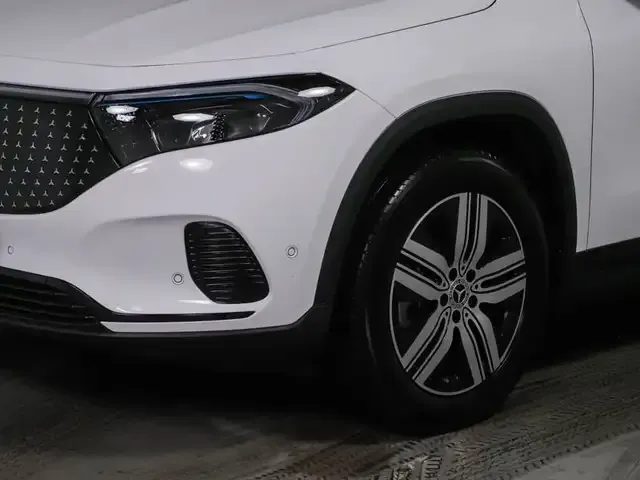 Mercedes-Benz EQA 300