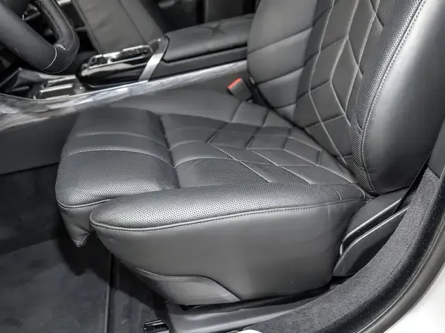 BMW 750
