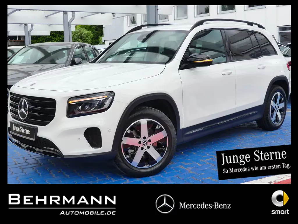 Mercedes-Benz GLB 220