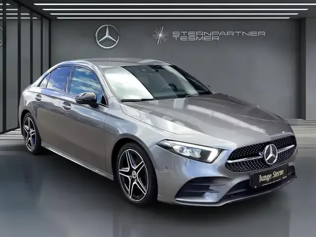 Mercedes-Benz A 220